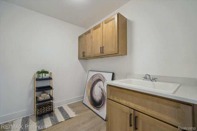 1656 Pinecroft Lane, Howell Township, MI 48855