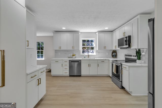 1414 Golf Link Drive, Stone Mountain, GA 30088