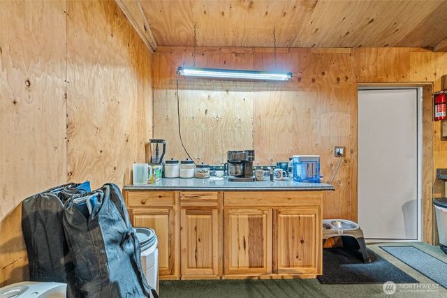 81 E Burrows Lane, Shelton, WA 98584