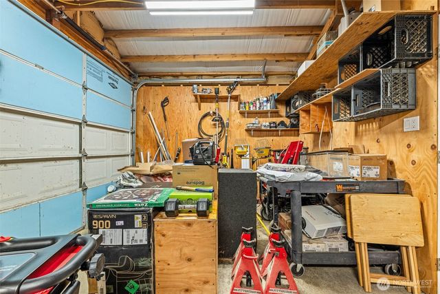 81 E Burrows Lane, Shelton, WA 98584