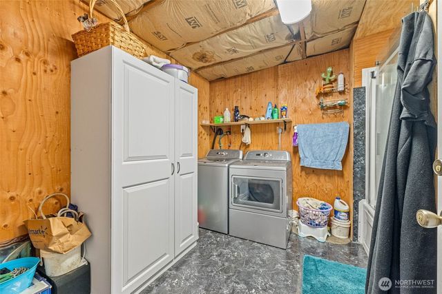 81 E Burrows Lane, Shelton, WA 98584