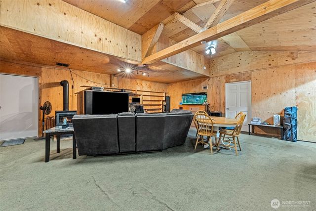 81 E Burrows Lane, Shelton, WA 98584