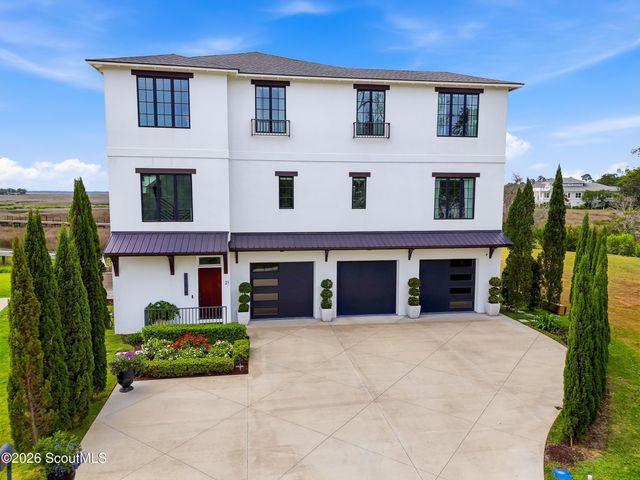 21 Atlantic Point Drive, St. Simons Island, GA 31522