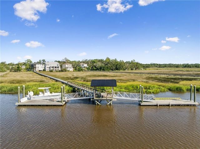 21 Atlantic Point Drive, St. Simons Island, GA 31522