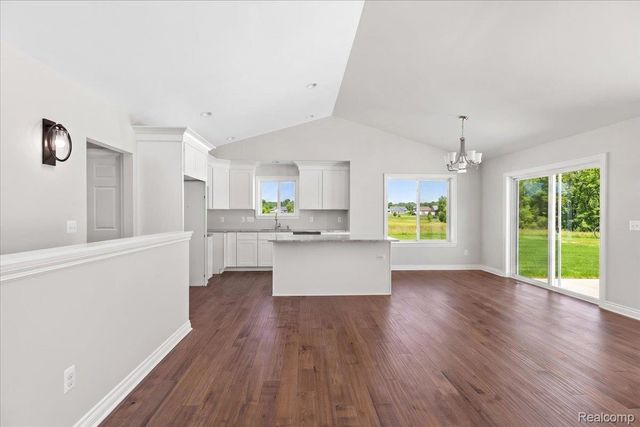 15175 Worden Rd., Groveland Township, MI 48442