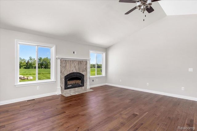 15175 Worden Rd., Groveland Township, MI 48442