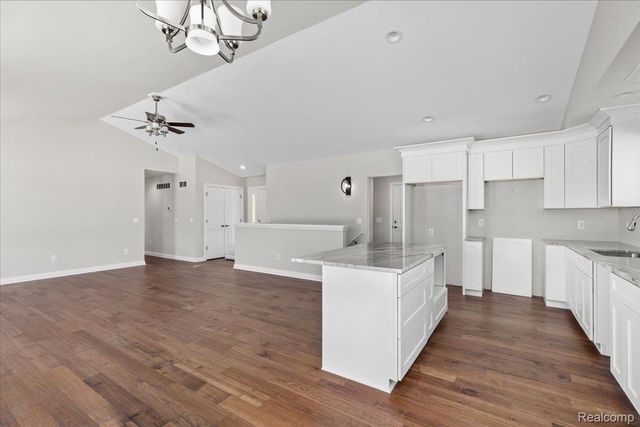 15175 Worden Rd., Groveland Township, MI 48442