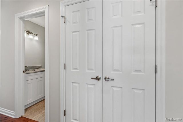 15175 Worden Rd., Groveland Township, MI 48442