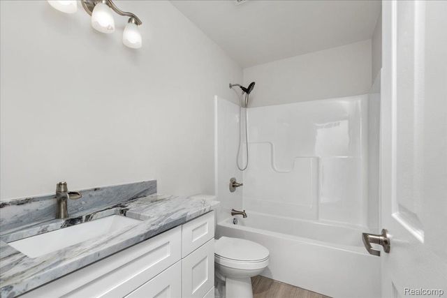 15175 Worden Rd., Groveland Township, MI 48442