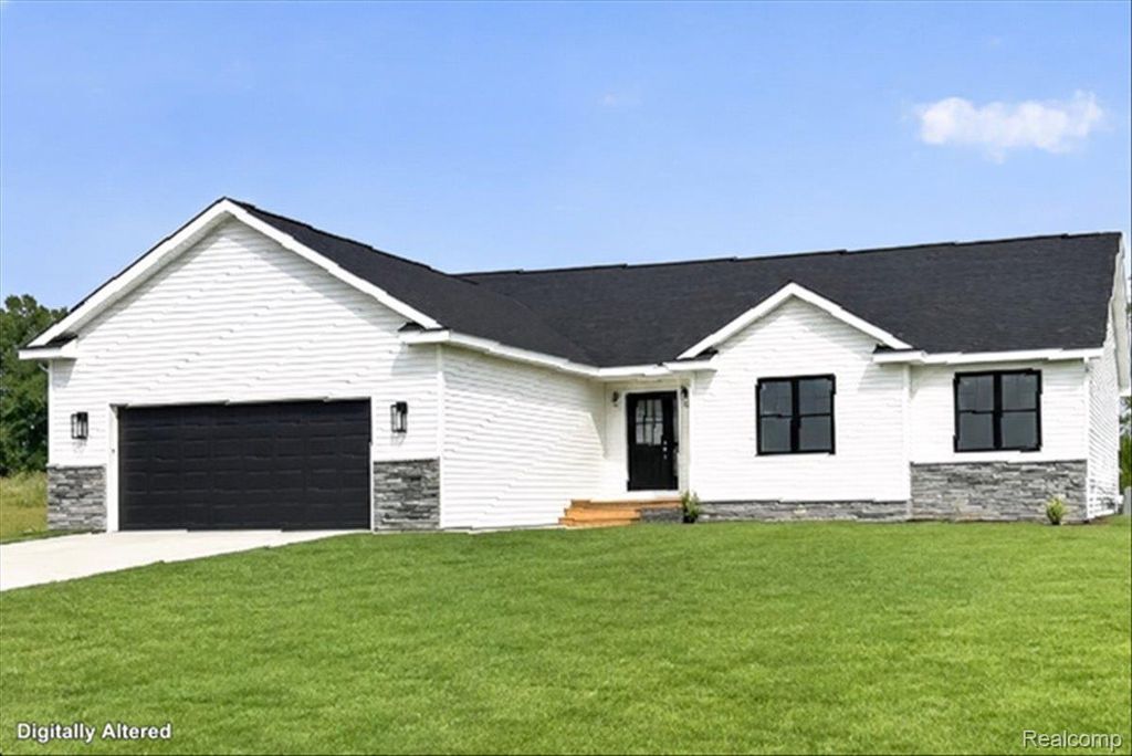 15175 Worden Rd., Groveland Township, MI 48442