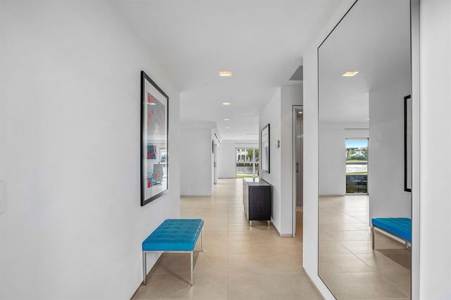 35 Castle Harbor Isle Drive, Fort Lauderdale, FL 33308