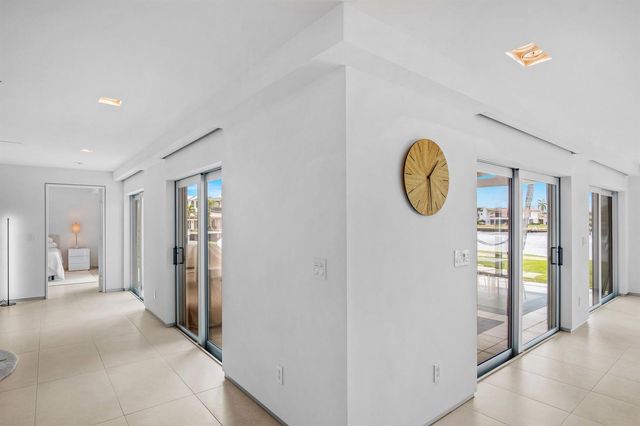 35 Castle Harbor Isle Drive, Fort Lauderdale, FL 33308