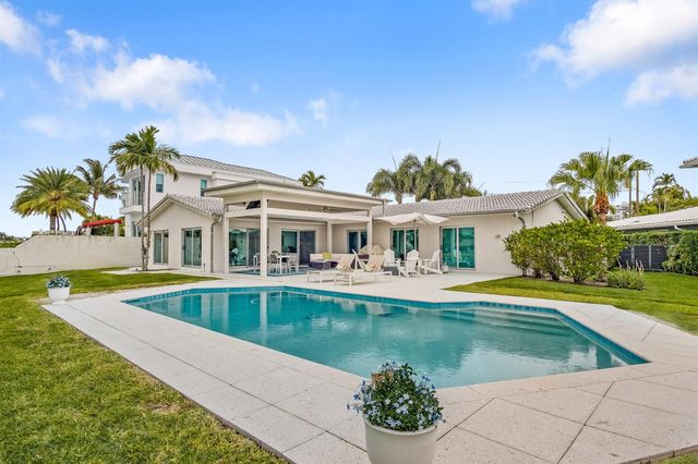 35 Castle Harbor Isle Drive, Fort Lauderdale, FL 33308