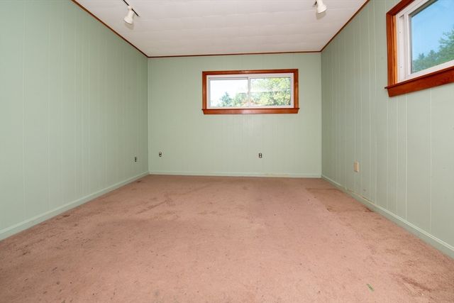 9 Morrison Way, Lakeville, MA 02347