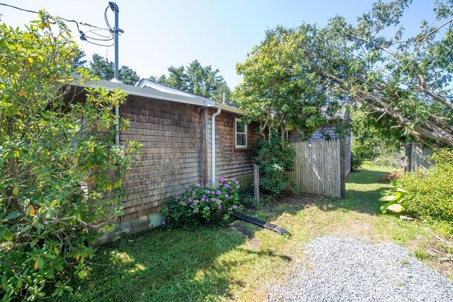 9 Morrison Way, Lakeville, MA 02347