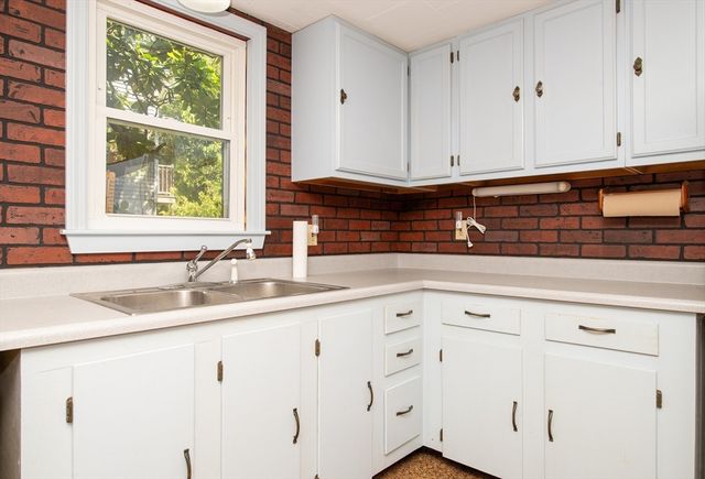 9 Morrison Way, Lakeville, MA 02347