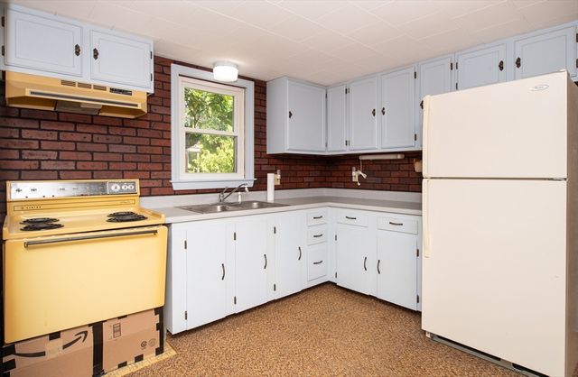 9 Morrison Way, Lakeville, MA 02347