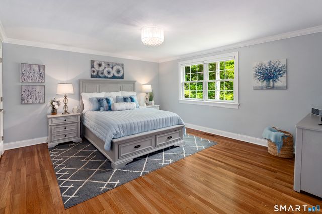 76 Comstock Hill Road, New Canaan, CT 06840