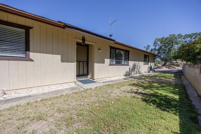 36846 Batti Road, Coarsegold, CA 93614