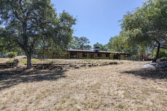 36846 Batti Road, Coarsegold, CA 93614