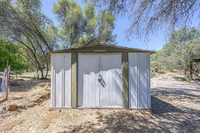 36846 Batti Road, Coarsegold, CA 93614