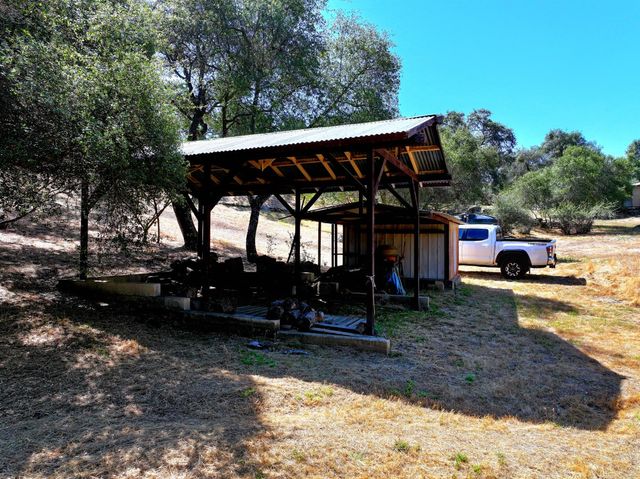 36846 Batti Road, Coarsegold, CA 93614