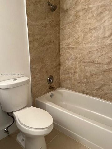 2226 N Cypress Bend Dr 210, Pompano Beach, FL 33069