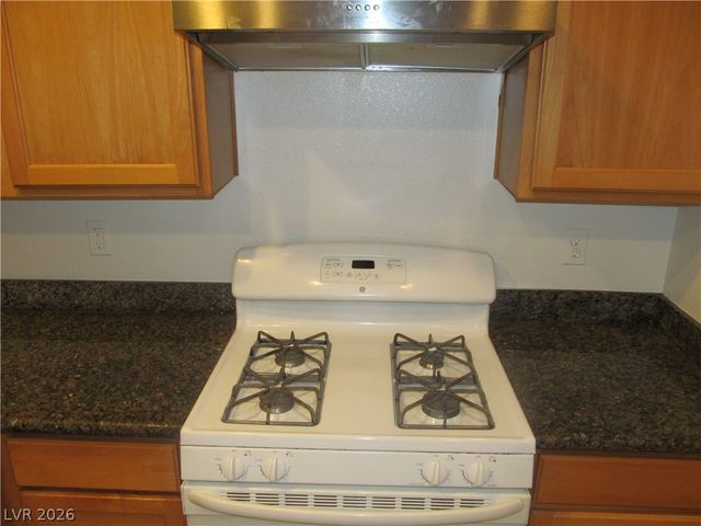 7471 NICKLIN Street, Las Vegas, NV 89143