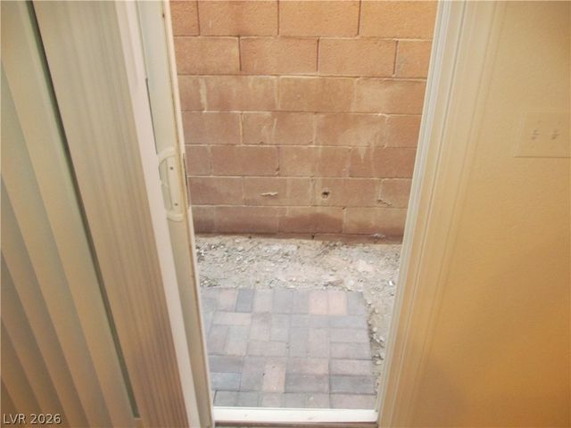 7471 NICKLIN Street, Las Vegas, NV 89143