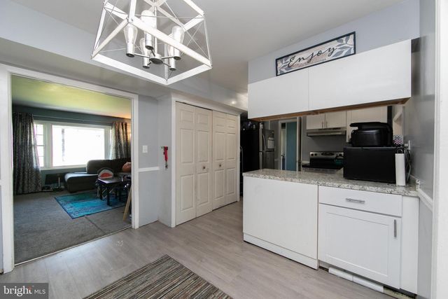 8 MARBORO LN, Willingboro, NJ 08046