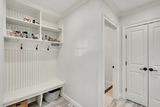 405 Parker St 405, Newton, MA 02459