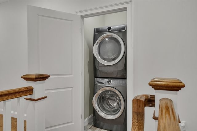 405 Parker St 405, Newton, MA 02459