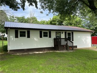 79 Meadow Lane, Western Grove, AR 72685