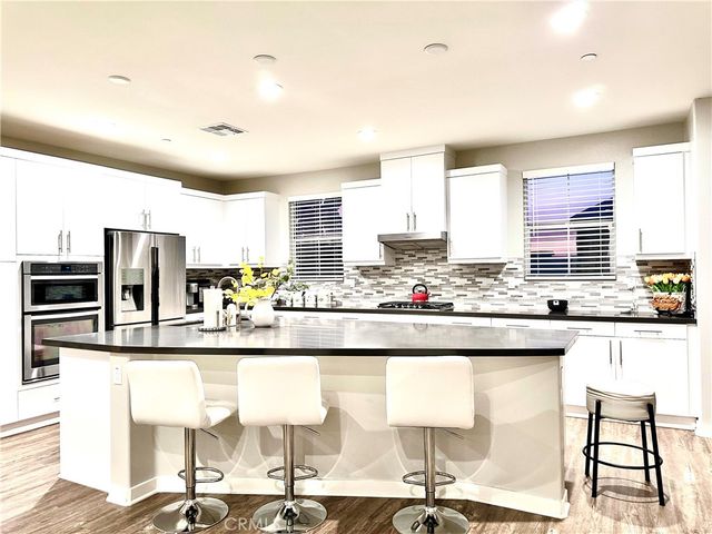 4235 Calle Del Vista, Oceanside, CA 92057