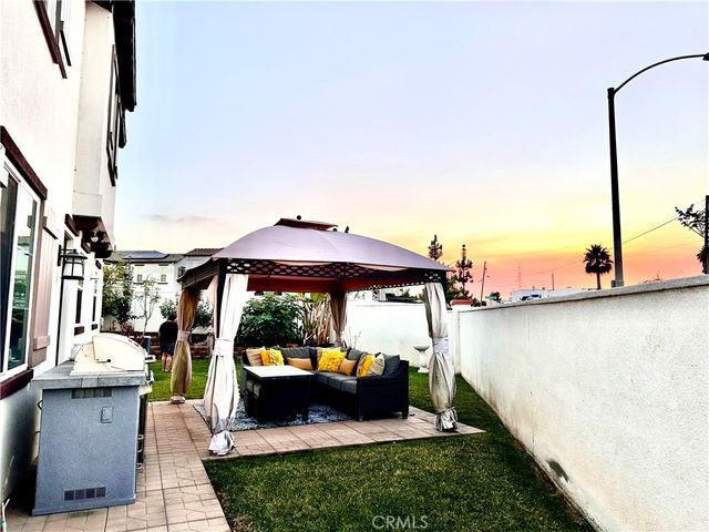 4235 Calle Del Vista, Oceanside, CA 92057