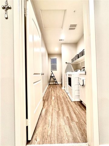 4235 Calle Del Vista, Oceanside, CA 92057