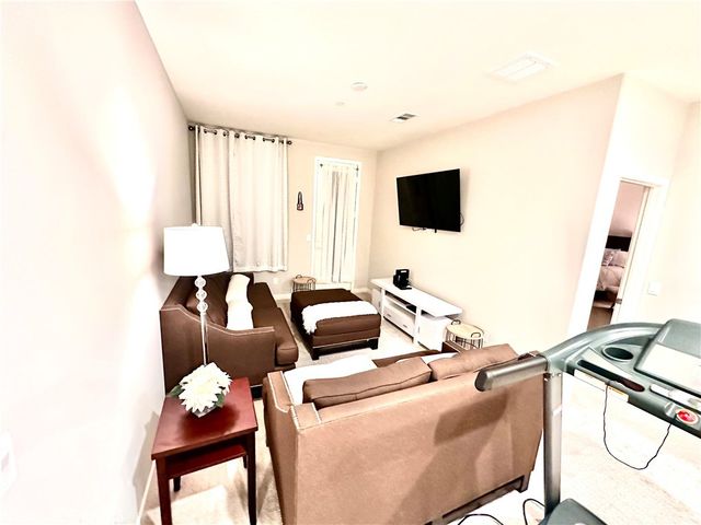 4235 Calle Del Vista, Oceanside, CA 92057