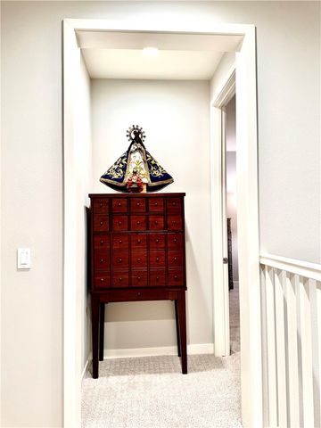 4235 Calle Del Vista, Oceanside, CA 92057