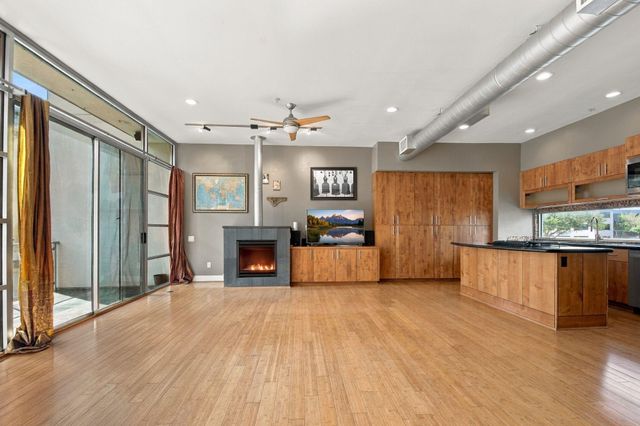 6014 Fairdale Lane C, Houston, TX 77057