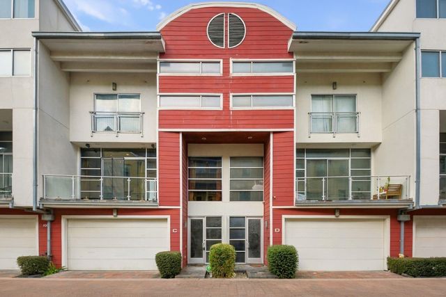 6014 Fairdale Lane C, Houston, TX 77057