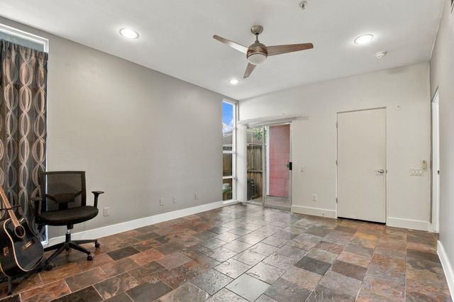 6014 Fairdale Lane C, Houston, TX 77057