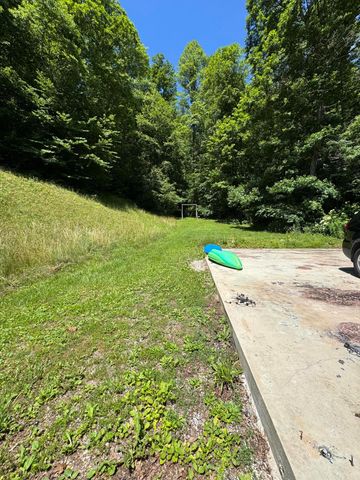 90 Butternut Road, Morehead, KY 40351