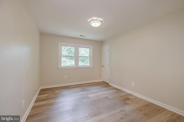 5508 BROOKLAND RD, Alexandria, VA 22310