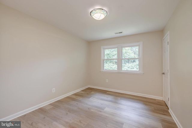 5508 BROOKLAND RD, Alexandria, VA 22310