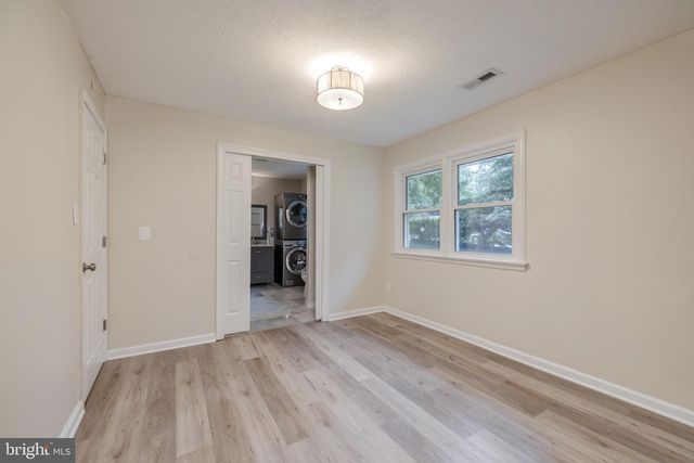 5508 BROOKLAND RD, Alexandria, VA 22310
