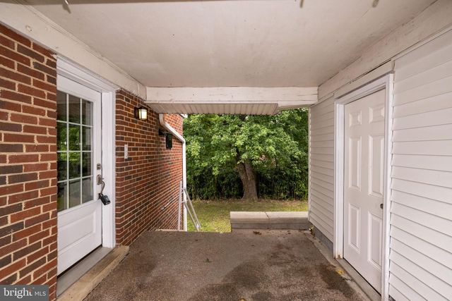 5508 BROOKLAND RD, Alexandria, VA 22310