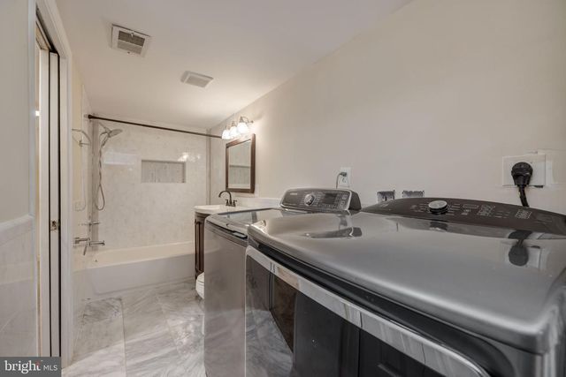 5508 BROOKLAND RD, Alexandria, VA 22310