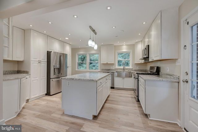 5508 BROOKLAND RD, Alexandria, VA 22310