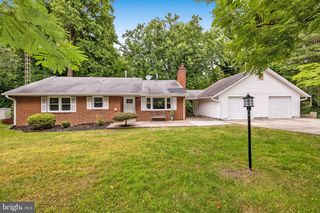 5508 BROOKLAND RD, Alexandria, VA 22310