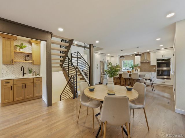 8135 S Syracuse Street, Centennial, CO 80112